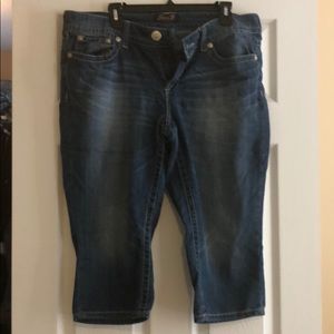 Seven7 crop jeans